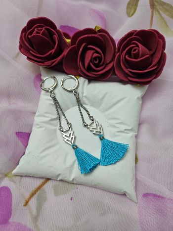 Boucles d'oreilles dormeuses et pompons modèle 2, ikita, acier inoxydable