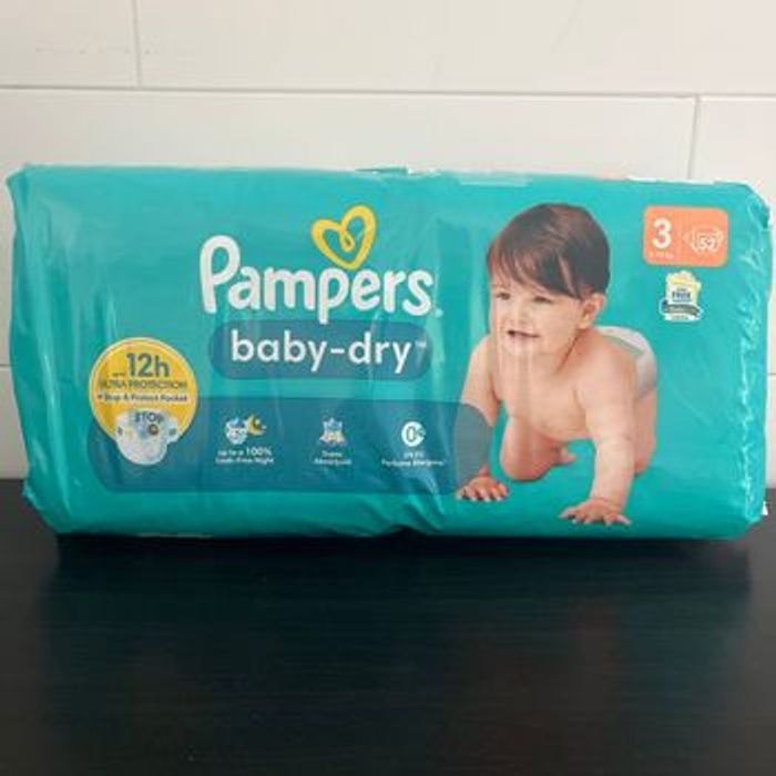 Couches Pampers taille 3