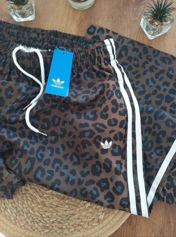 Pantalon léopard adidas - photo numéro 2