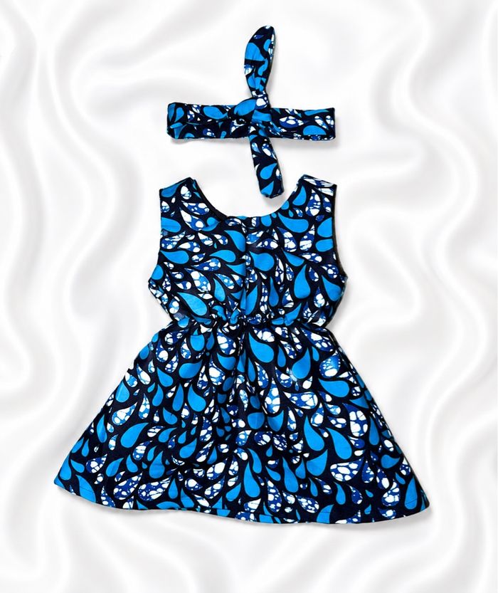 Robe en wax avec pression à l’épaule + son bandeau à nouer - photo numéro 1