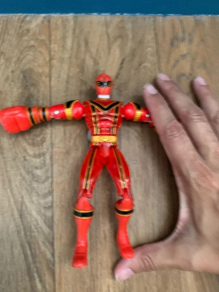 power rangers rouge - photo numéro 4