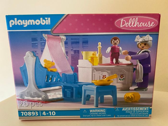 Playmobil dollhouse 70893