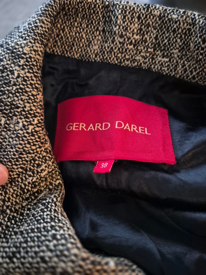 Manteau Gerard Darel taille 38 avec de 45% de laine - photo numéro 3