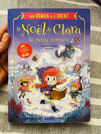 Livre enfant le noël de Clara la petite sorcière 