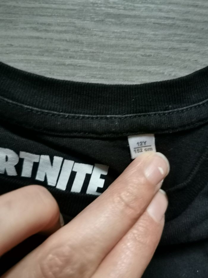 T shirt fornite 12 ans - photo numéro 3