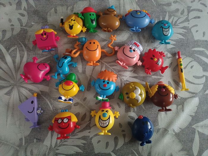 Lot 20 figurines Mr et Mme