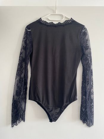 Body noir dentelle