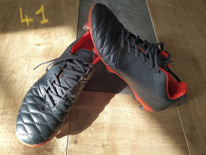 Chaussures de foot kipsta