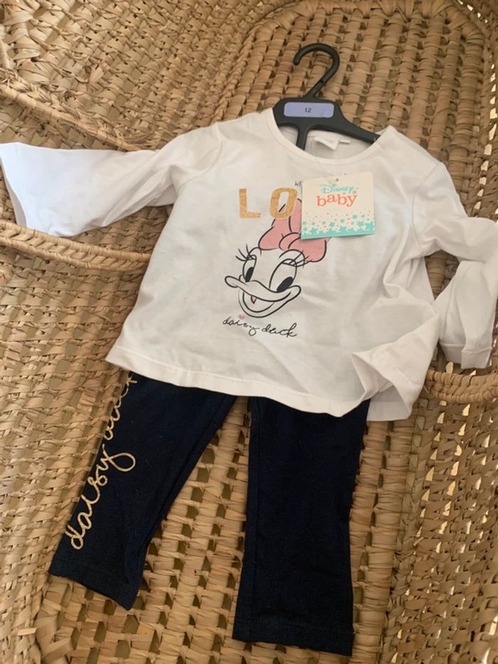 Joli ensemble Disney Daisy neuf bébé