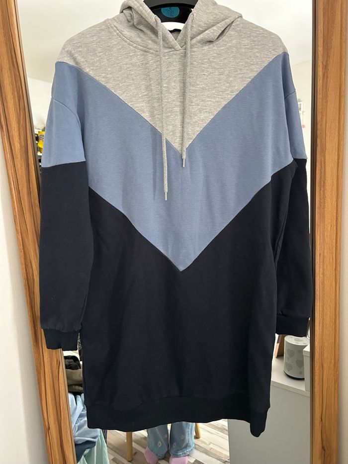 Robe pull à capuche femme taille S - photo numéro 2