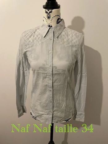 Chemise manche longue bleu clair cintré dentelle épaule Naf Naf taille 34