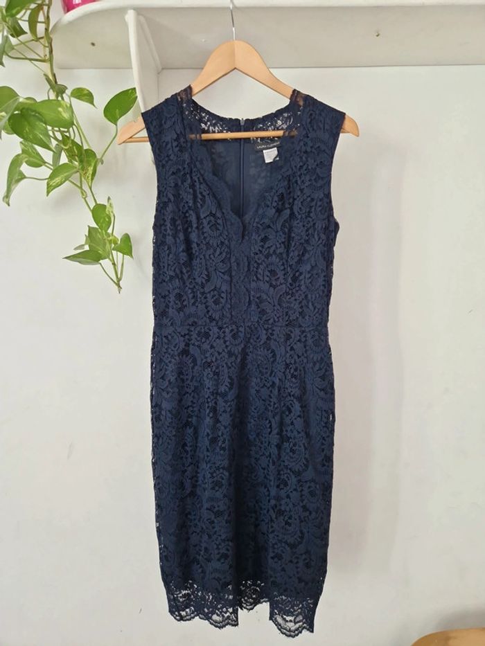 Robe dentelles chic