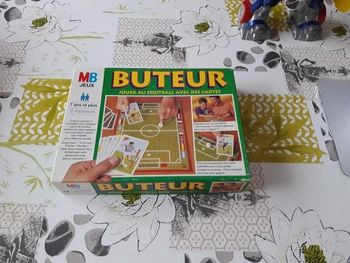 Jeu de société : Buteur