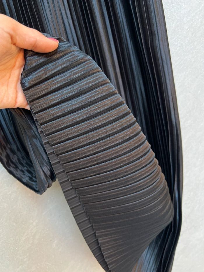 Jupe plissée noire Pull & Bear taille 36 - photo numéro 3