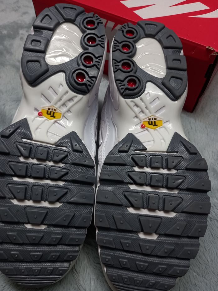 Baskets Air Max TN blanc,  taille 43 - photo numéro 5