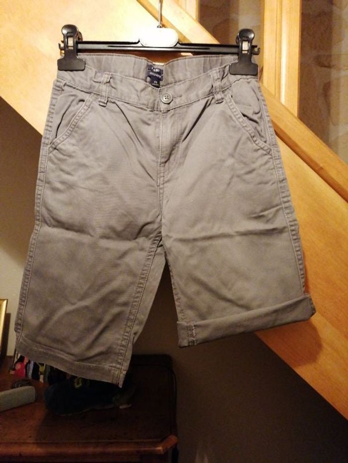 Short 10 ans