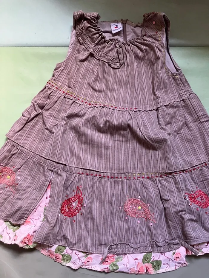 Lot de 4 robes&jupes automne / hiver 24 mois - photo numéro 5