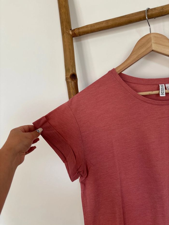 t-shirt long rose divided taille S - photo numéro 3