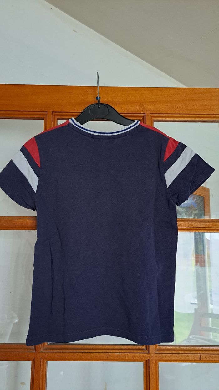 Tee shirt 6/7 ans primark