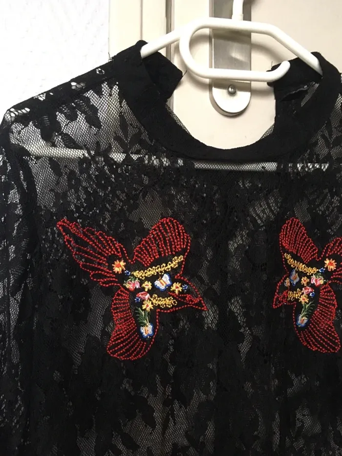 Blouse stradivarius dentelle - photo numéro 2