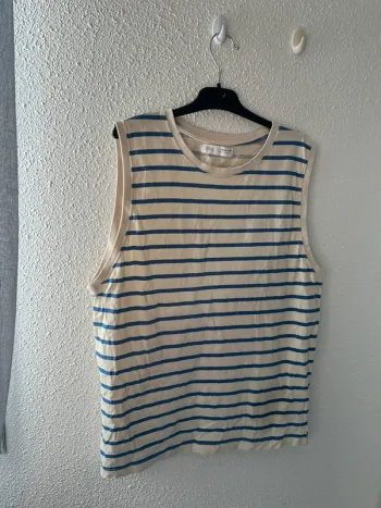 Débardeur Zara taille 13/14 Ans 🌹