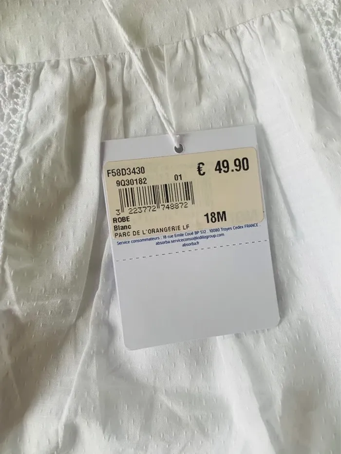 Robe blanche absorba - photo numéro 3