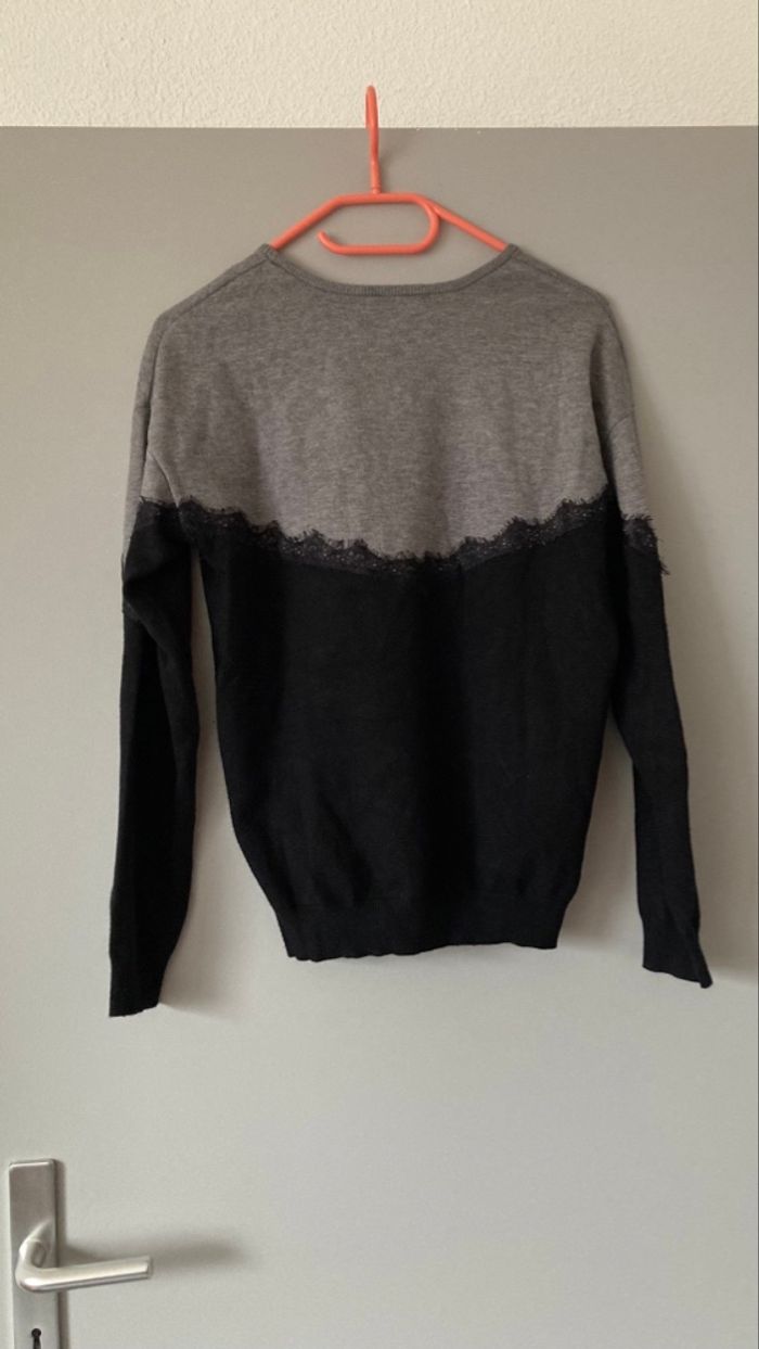 Pull noir et gris camaïeu - photo numéro 2