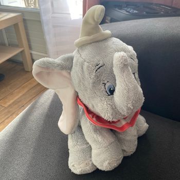 Dumbo l éléphant