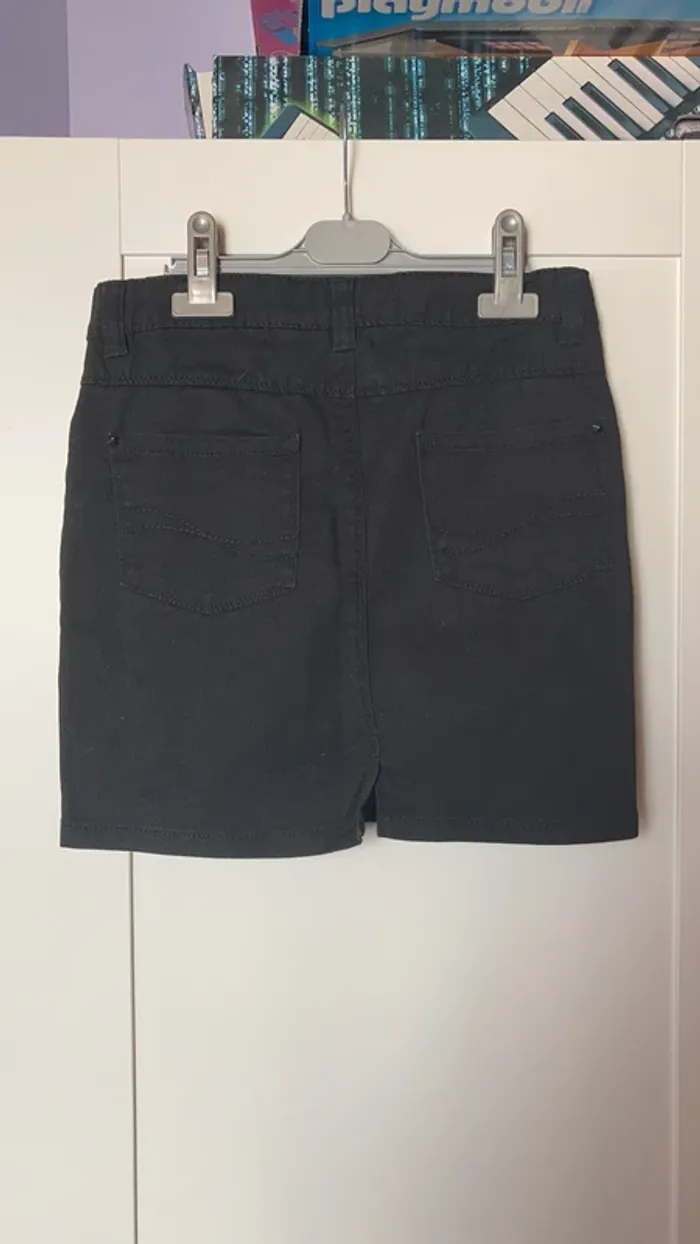 short noir - photo numéro 2