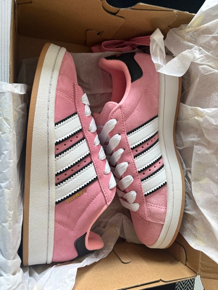 Baskets campus adidas rose neuve P.38 - photo numéro 1