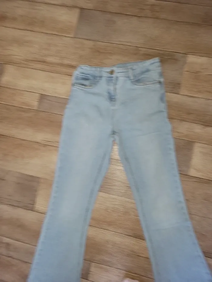 Jeans tape à l'œil patte d'éléphant - photo numéro 3