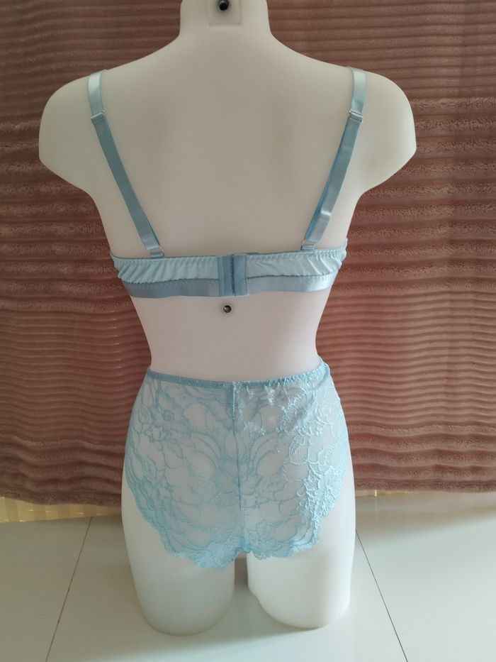 Ensemble sous vêtements tanga - photo numéro 2