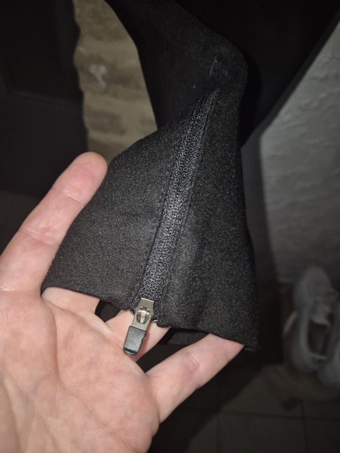 Magnifique pantalon habillé avec fermetures sur le bas COS taille 42 - photo numéro 4