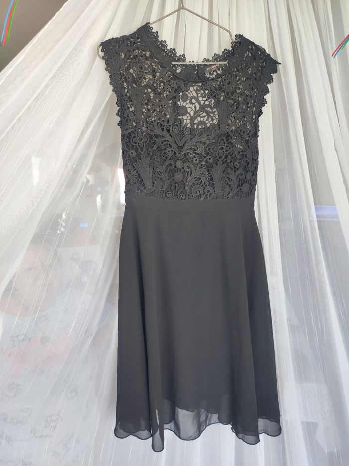 Robe noir Taille S