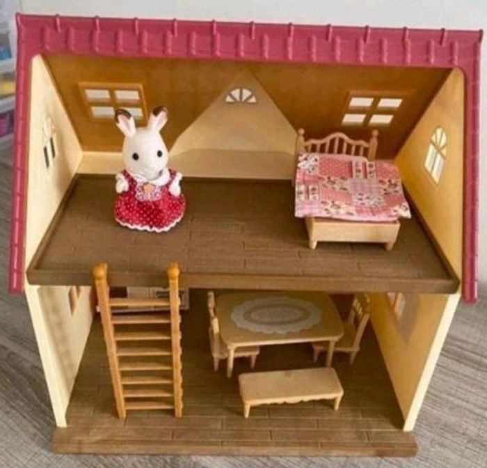 Maison Sylvanian+ figurine lapine et échelle - photo numéro 2