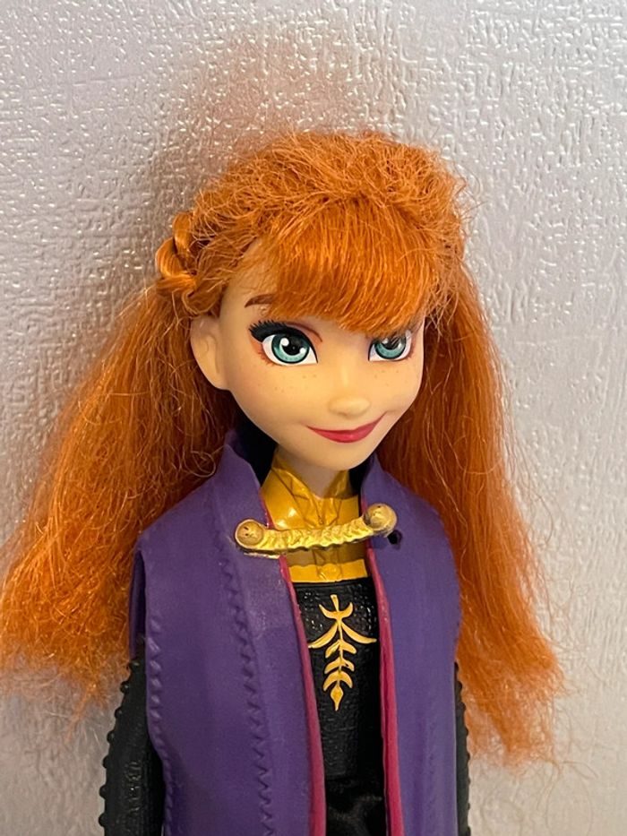 Poupée Disney Anna