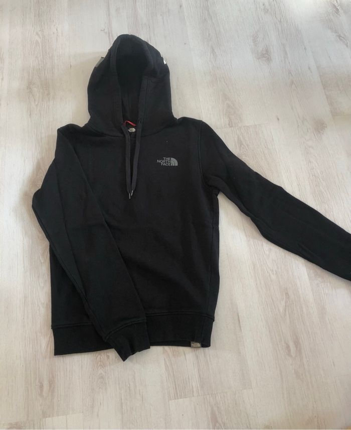Pull à capuche