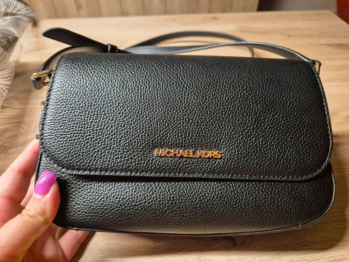 Sac bandoulière Michael Kors noir en cuir grainé - photo numéro 2