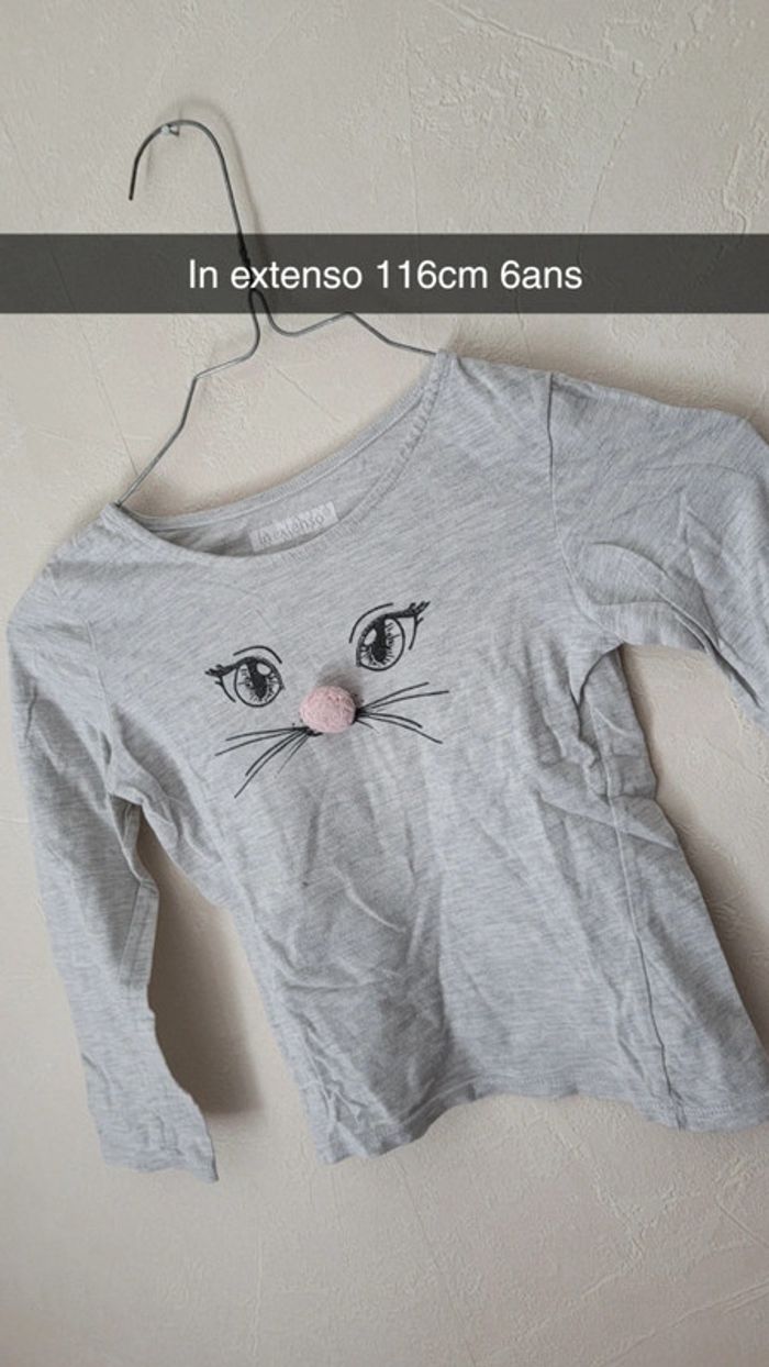 Tee-shirt pompom