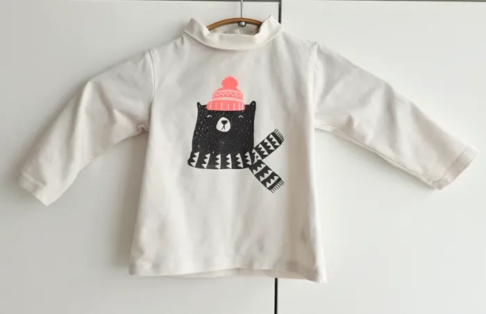 Sous pull Kiabi, taille 12 mois
