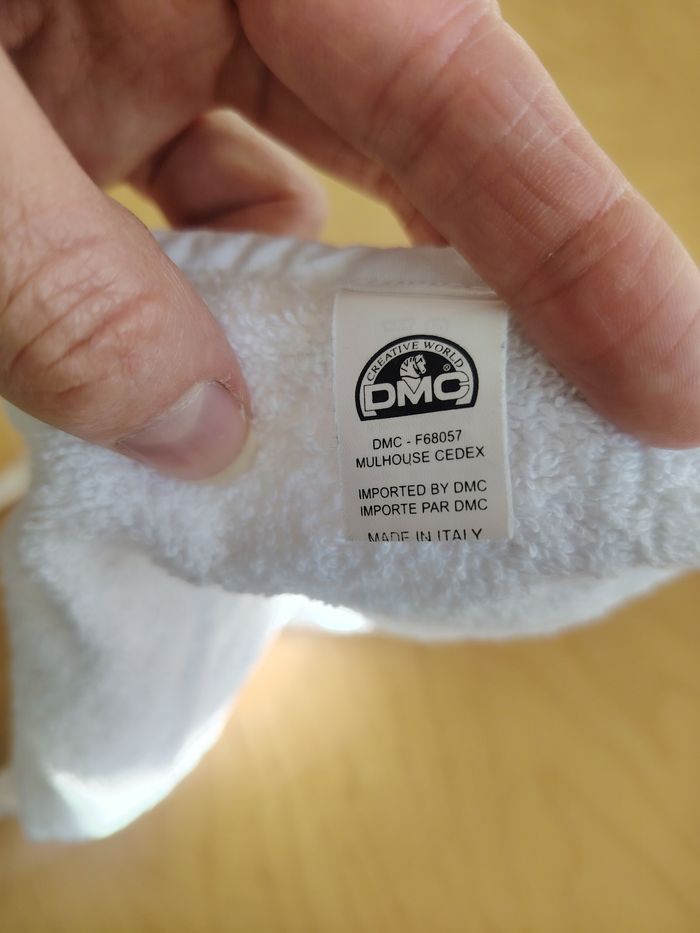 Bavoir neuf brodé DMC - photo numéro 3