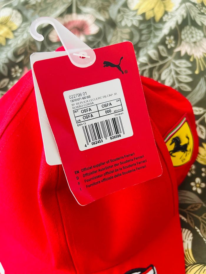 Casquette + Sweat Ferrari - photo numéro 7