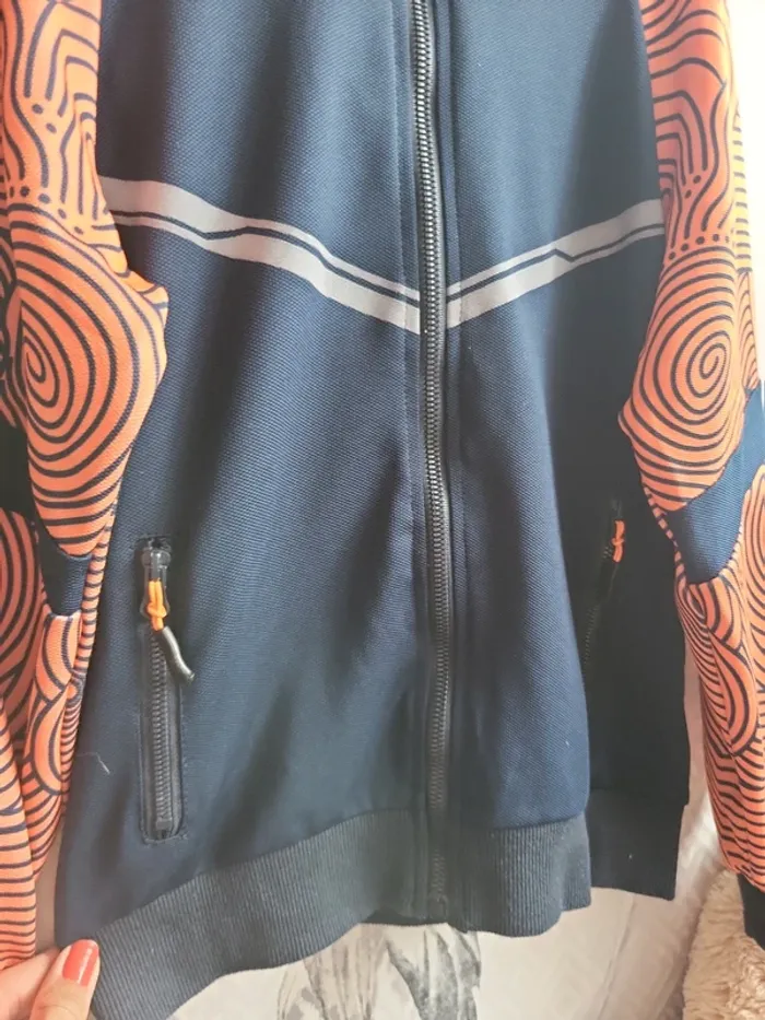 Sublime veste sport. - photo numéro 2