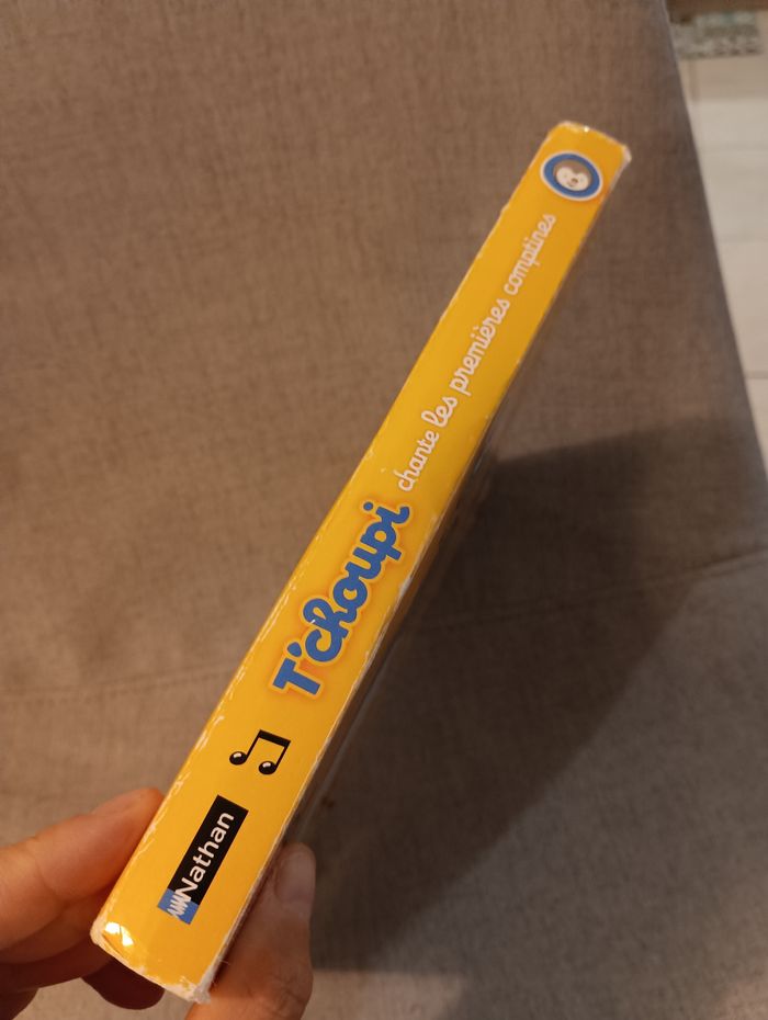 Livre sonore T'choupi chante les premières comptines - photo numéro 2