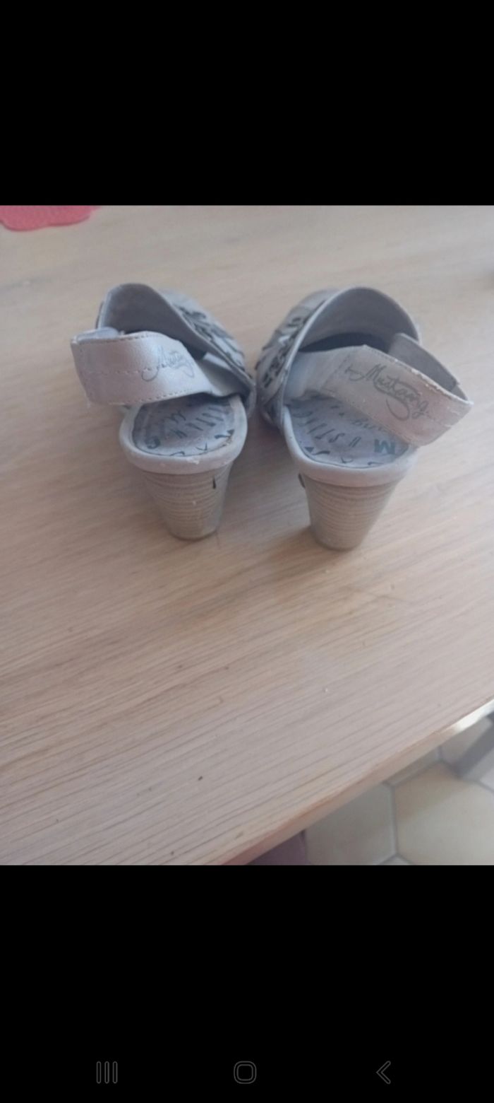 Chaussures à talons - photo numéro 4