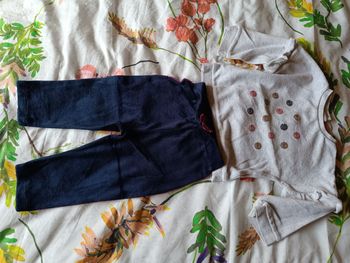 Ensemble bébé fille 18 mois.