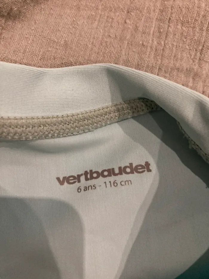 T-shirt de bain anti uv 6 ans - photo numéro 2