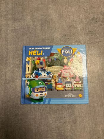 Livre robocar poli bon anniversaire heli
