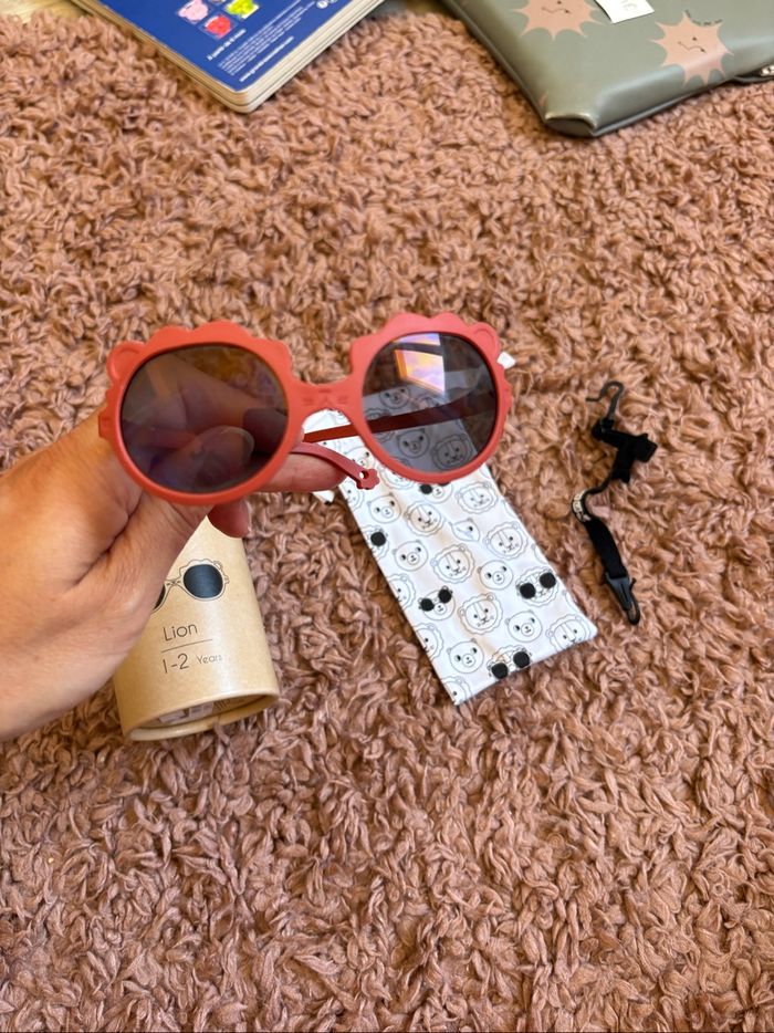 Lunettes de soleil bébé - photo numéro 2