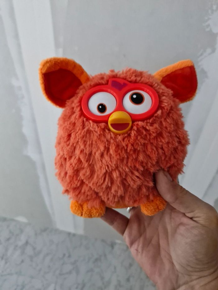 Peluche furby orange 2013 - photo numéro 2